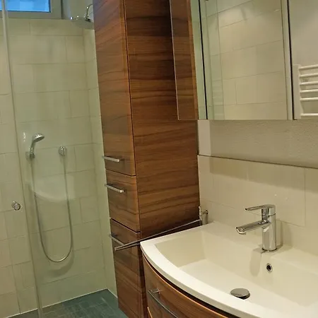 ستباي تلفيس شقة تلفس ام ستوباي